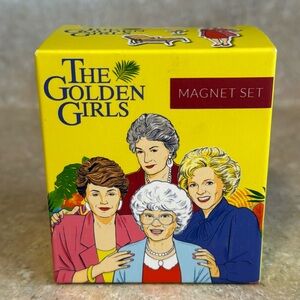 The GOLDEN GIRLS _ magnet set from Running Press. 25 magnets. Never been used.💫
